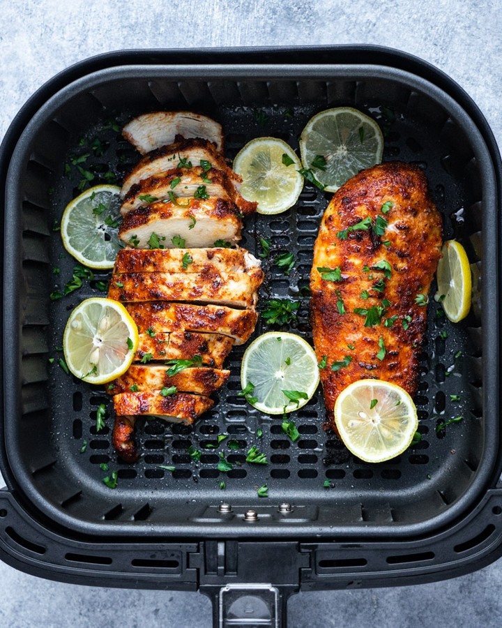 10 Υγιεινές Συνταγές με Κοτόπουλο στο Airfryer που Γίνονται σε Λιγότερο από 20 Λεπτά