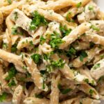 Κοτόπουλο Alfredo με πένες στο air fryer