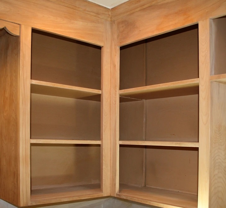 Κάνε την κουζίνα σου να φαίνεται πιο μεγάλη και ευρύχωρη: 9+1 συμβουλές που θα σε σώσουν